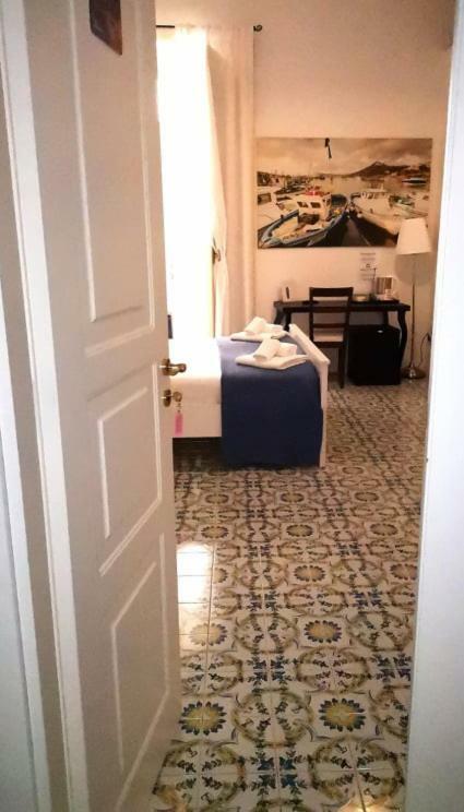 L'Infinito Bed and Breakfast Σαλέρνο Εξωτερικό φωτογραφία