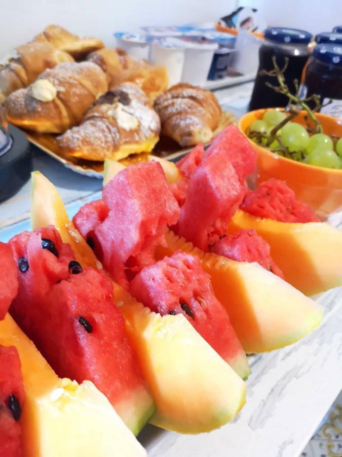 L'Infinito Bed and Breakfast Σαλέρνο Εξωτερικό φωτογραφία